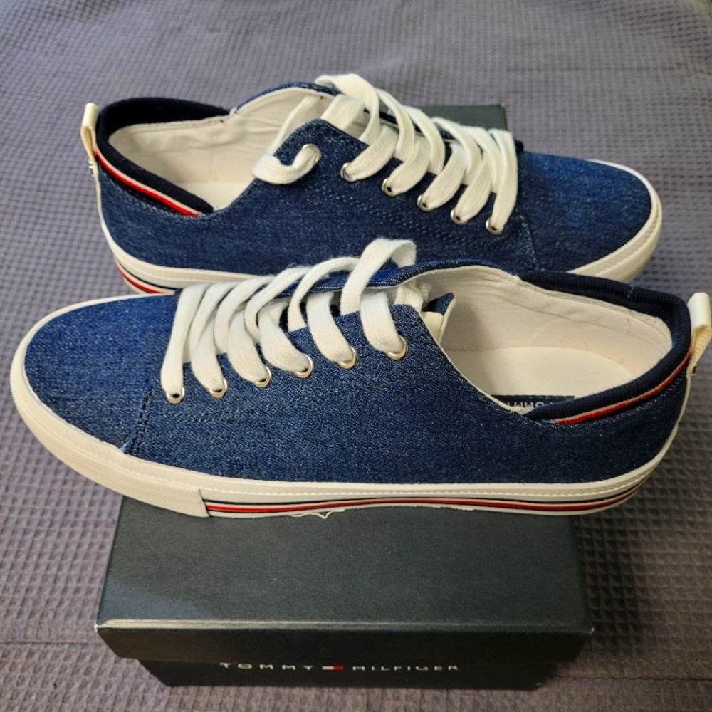 TOMMY HILFIGER Denim-Style Navy Sneakers, Size 8M